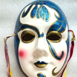 Vtg porcelain mask 8 inches wall decor